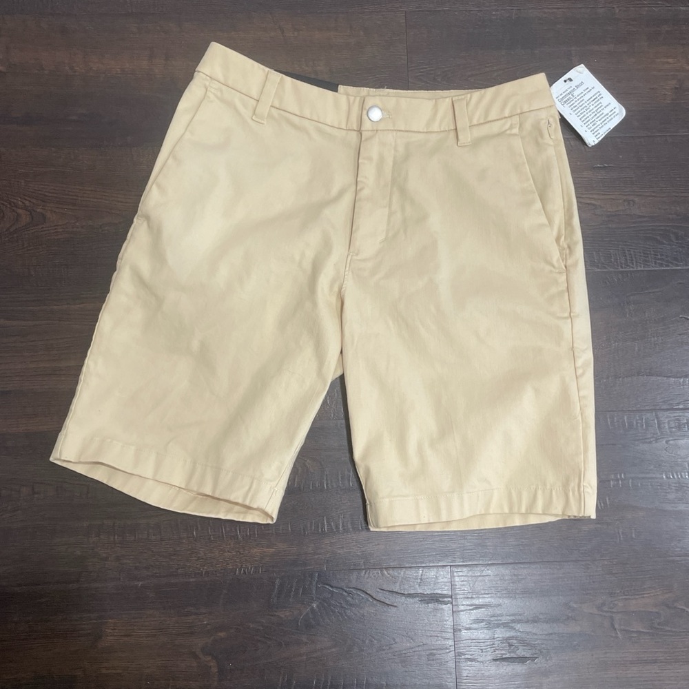 Lululemon Commission 9in shorts BNWT size 30